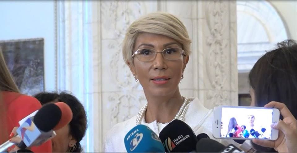 Deputatul Raluca Turcan: "PNL Sibiu consideră necesară depunerea unei moțiuni simple împotriva ministrului Finanțelor!"