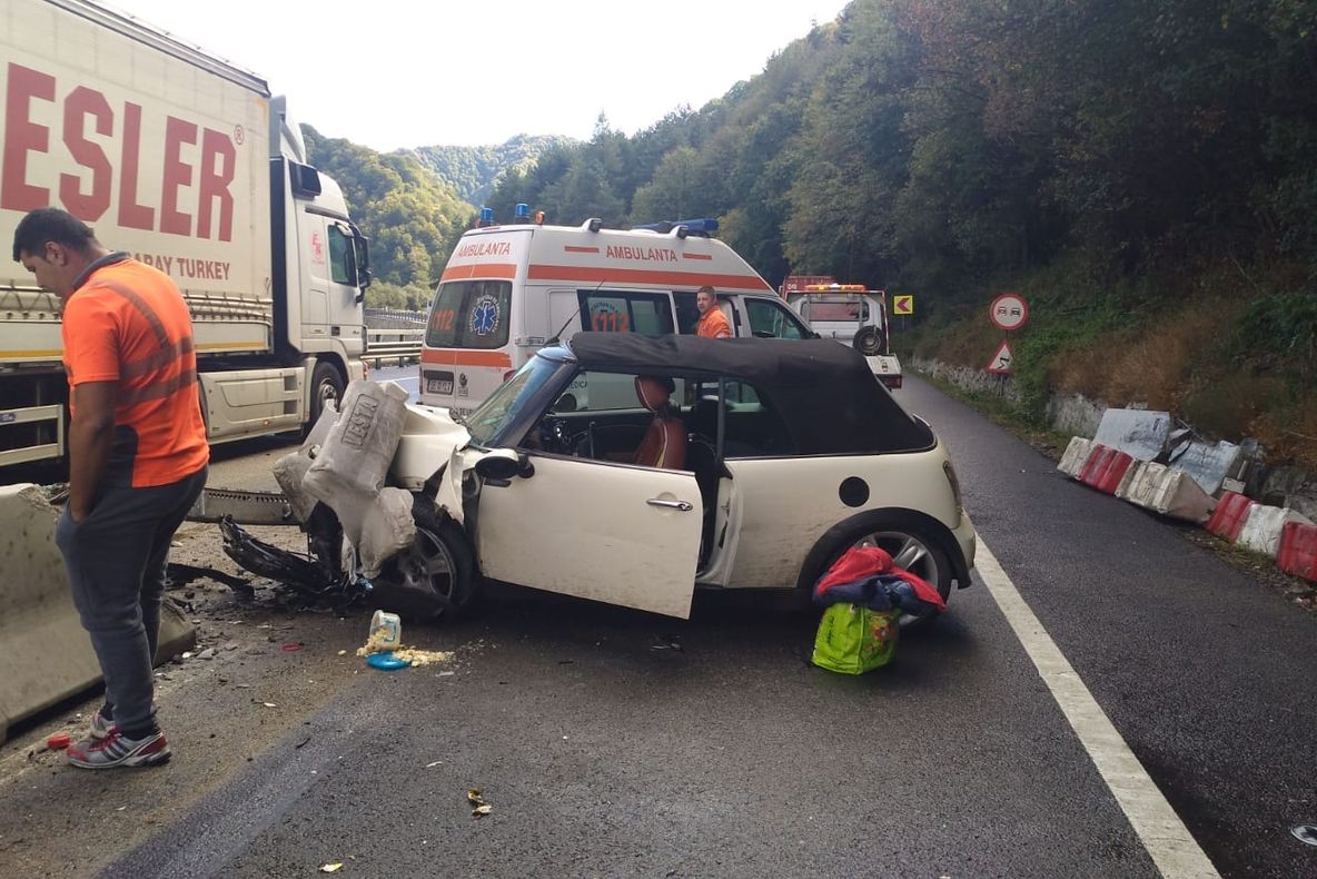 Al patrulea accident pe DN7, în Lazaret, în mai puțin de 48 de ore