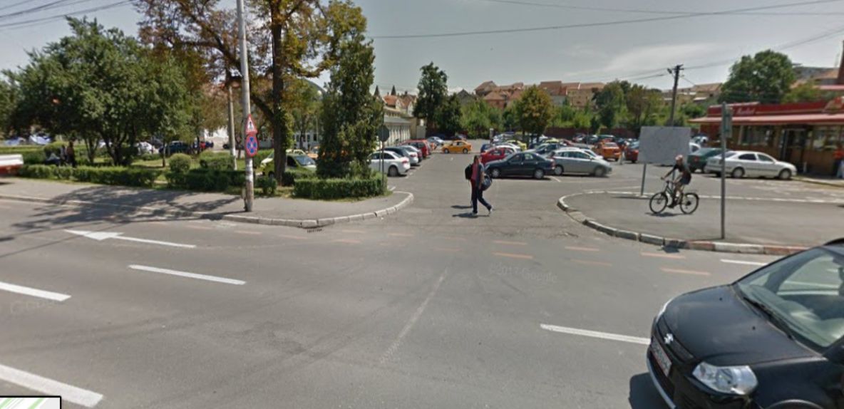 Parcarea de la teatru închisă în următoarele săptămâni