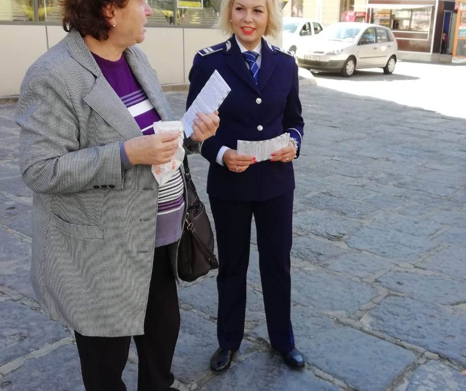 UPDATE | Alertă la un liceu din Sibiu! Şase elevi, transportaţi la spital