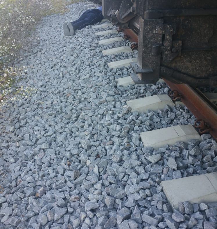 ACTUALIZARE: VIDEO- Bărbat accidentat mortal de un tren de marfă, la Mediaș