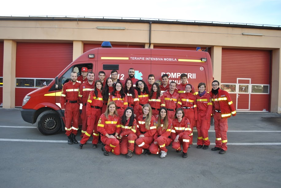 Cursuri de iniţiere în medicina de urgenţă, susţinute de ISU Sibiu