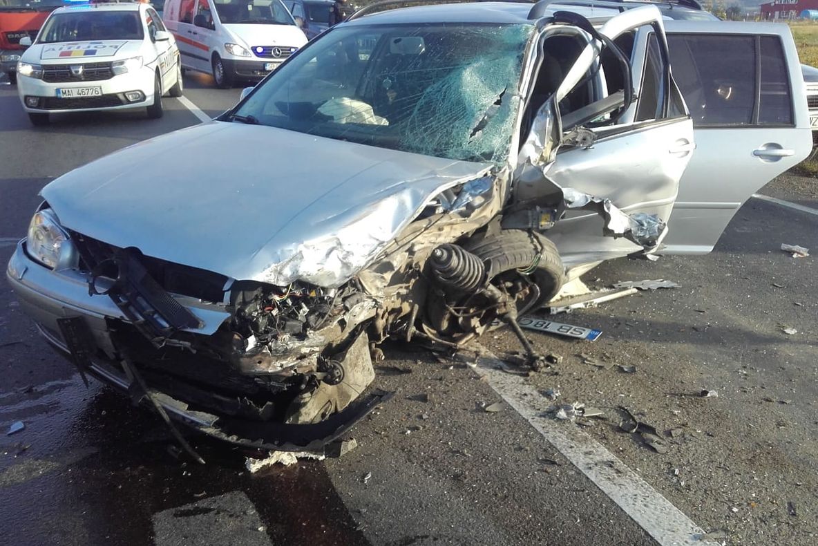 Bebeluș de nouă luni implicat într-un accident de circulație la Tălmaciu