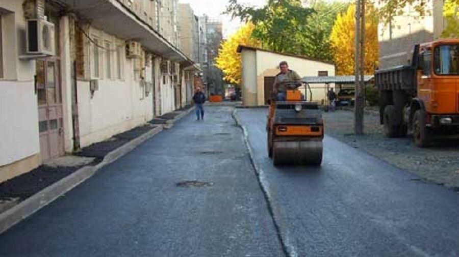 Continuă lucrările de reparații la străzi în Sibiu. Restricții și devieri de trafic!