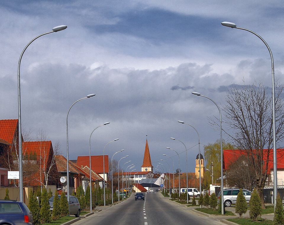 Locuitorii din Şelimbăr, invitaţi de primar să dea note personalului din administrația locală