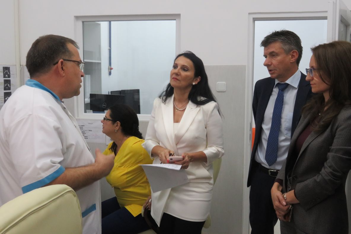 Pintea, în urma unei vizite a unui corp al Spitalului vechi din 1857: "E necesar un spital nou! Există voință politică pentru a se face un spital la Sibiu!"