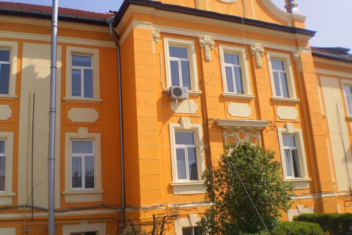 Spitalul Municipal Mediaș strânge bani printr-un bal de caritate