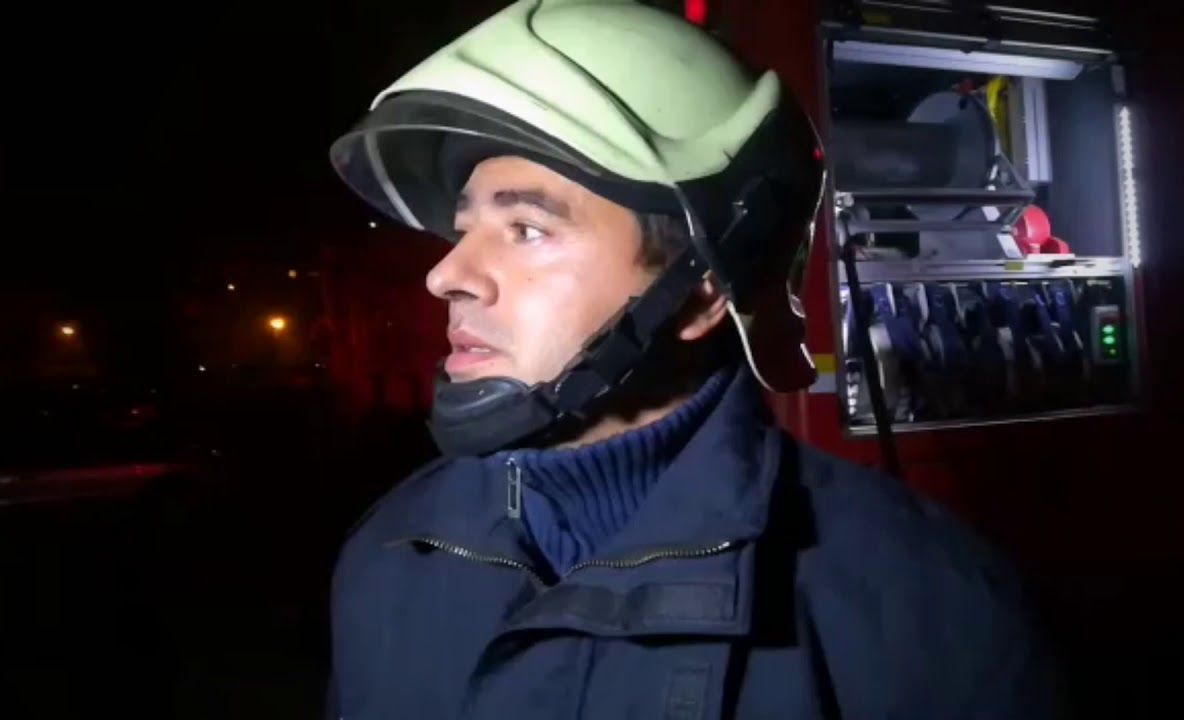 1 Decembrie, sărbătorit cu Hora Unirii în Piața Unirii,  defilarea gărzii de onoare şi concerte, la Sibiu