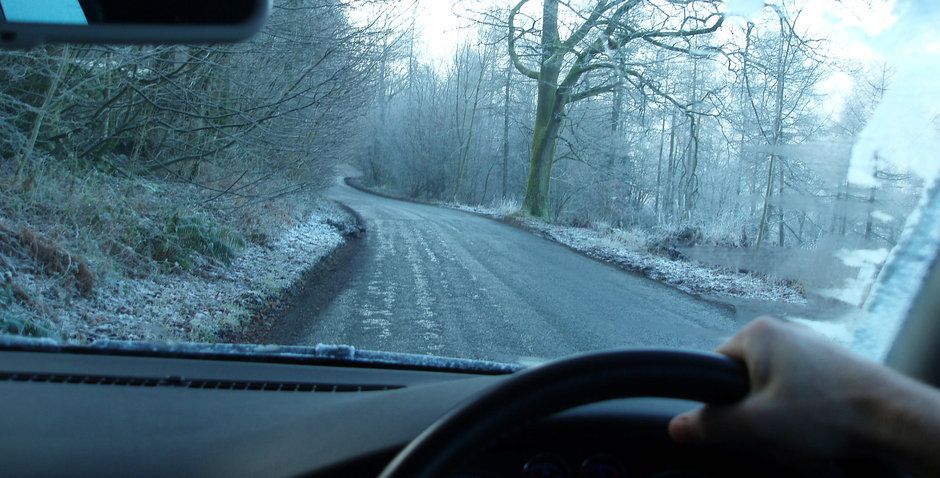 Condiții meteo dificile și recomandările făcute de polițiști șoferilor