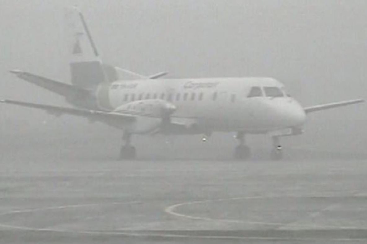 Două curse anulate pe Aeroportul Sibiu din cauza ceții