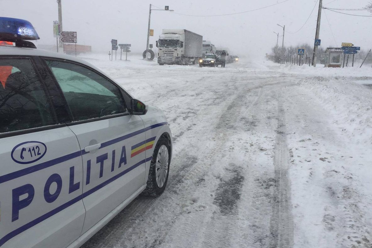Recomandările polițiștilor. Cum să circulați în condiții de iarnă