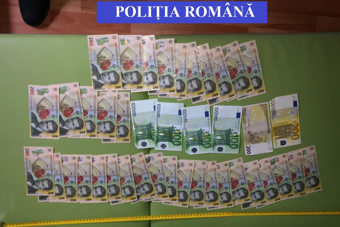 Căruțaș lovit de o mașină, pe DN14. Animalul a murit