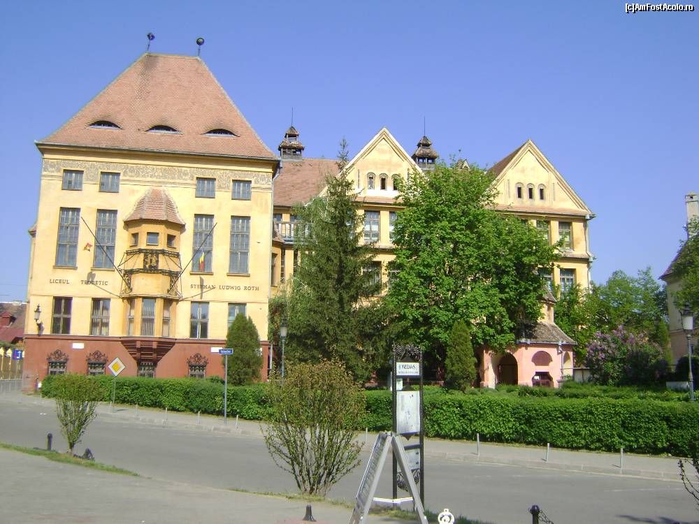 Simpozion organizat cu ocazia a 100 de ani de la Adeziunea Sașilor