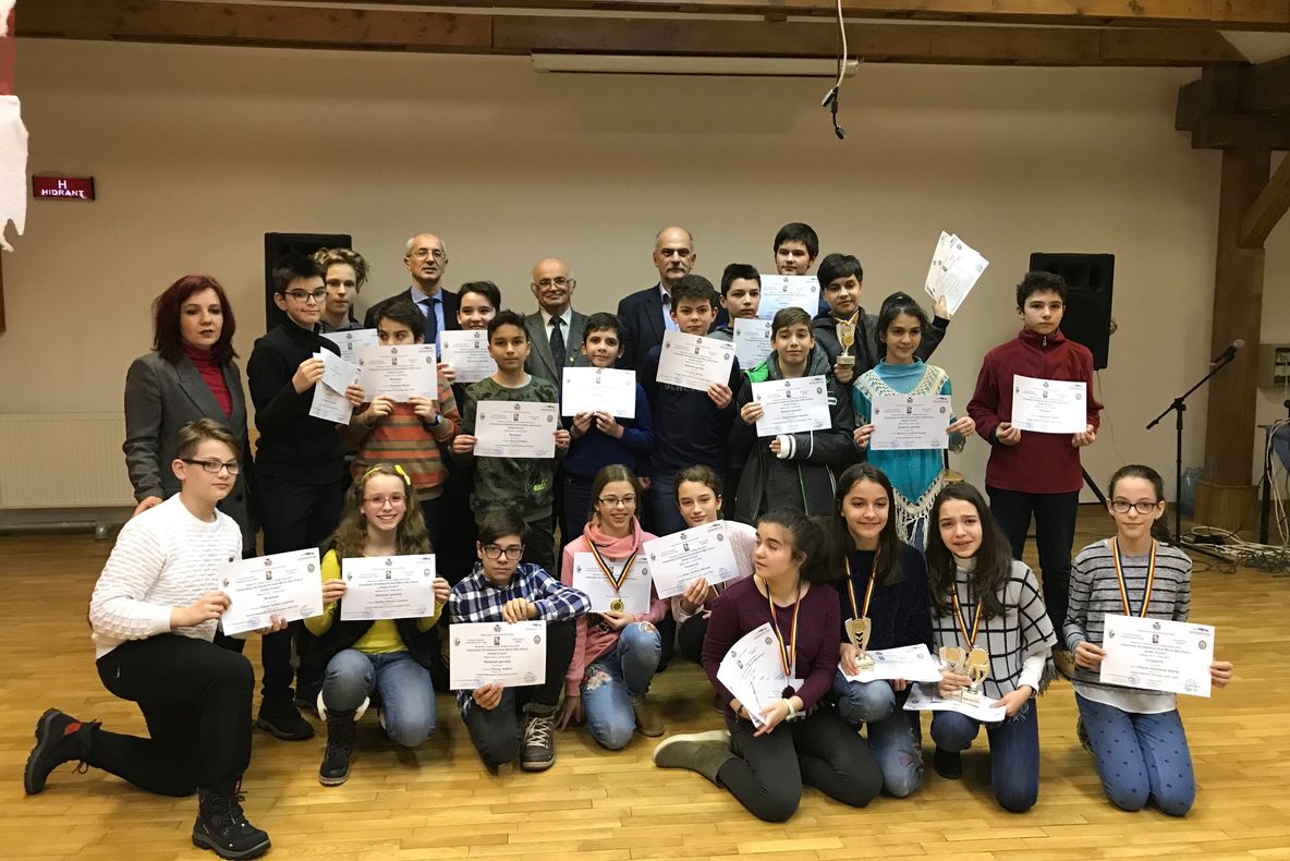 Doi elevi sibieni ajung la Olimpiada Națională „Științele Pământului”