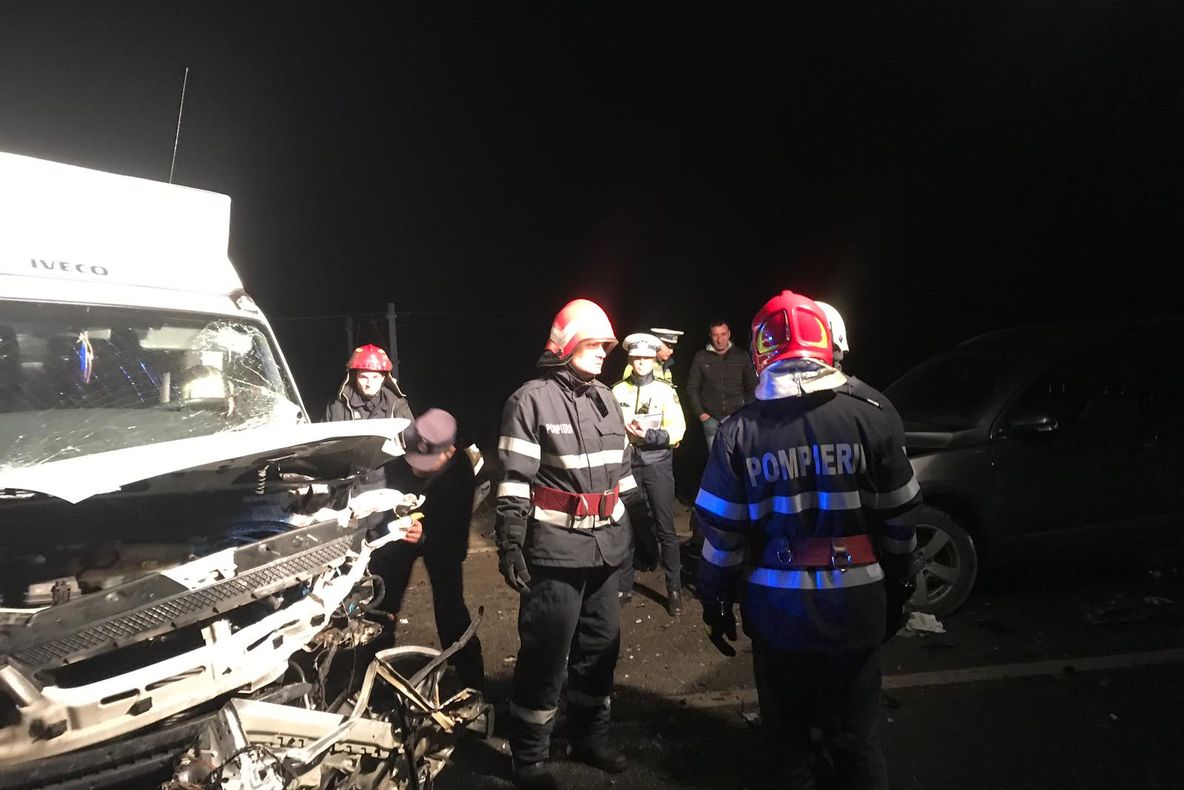 Foto/Video/Update: Două persoane au decedat într-un grav accident la Dumbrăveni