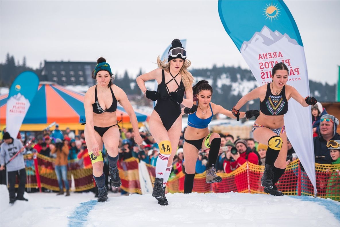 Cea de-a VI-a ediție Bikini Race are loc în acest week-end la Arena Platoș