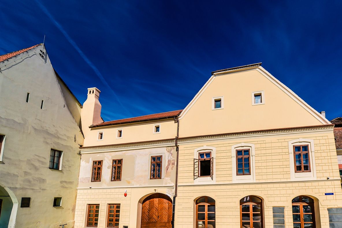 Casa Căsătoriilor, deschisă în Piața Mică