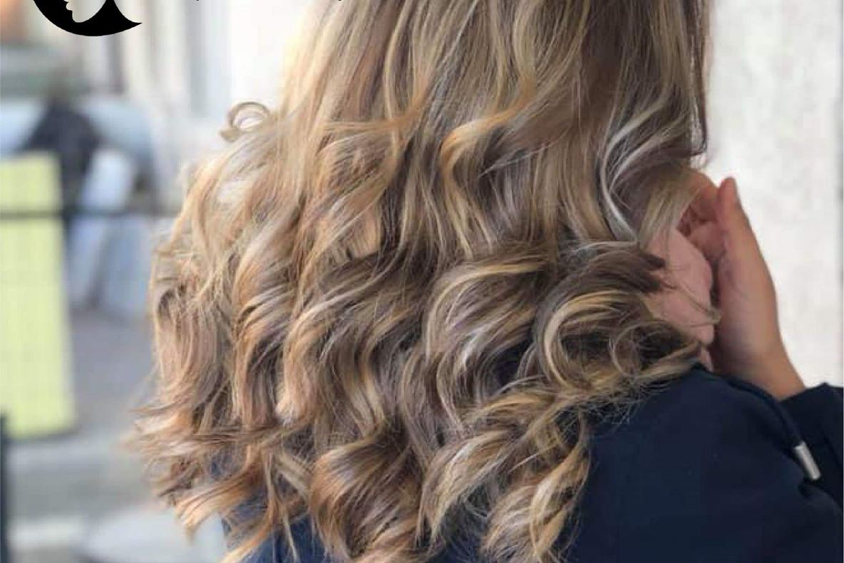 De Ziua Femeii, îți oferim un răsfăț la coafor!