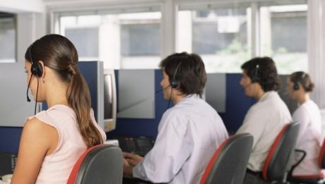 Call Center non-stop pentru informarea cetățenilor cu privire la restricțiile în trafic, în perioada Summit-ului