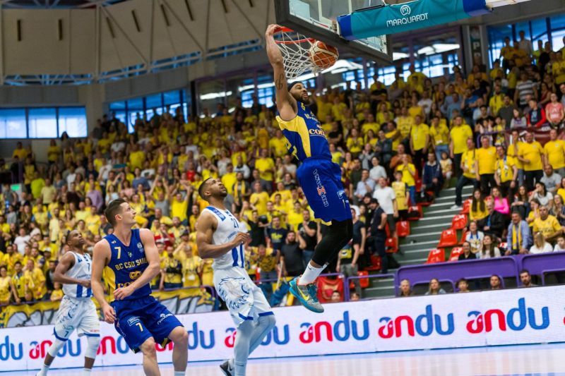 Semifinalele Ligii Naționale de Baschet Masculin: BC CSU Sibiu- SCM U Craiova: 2-0