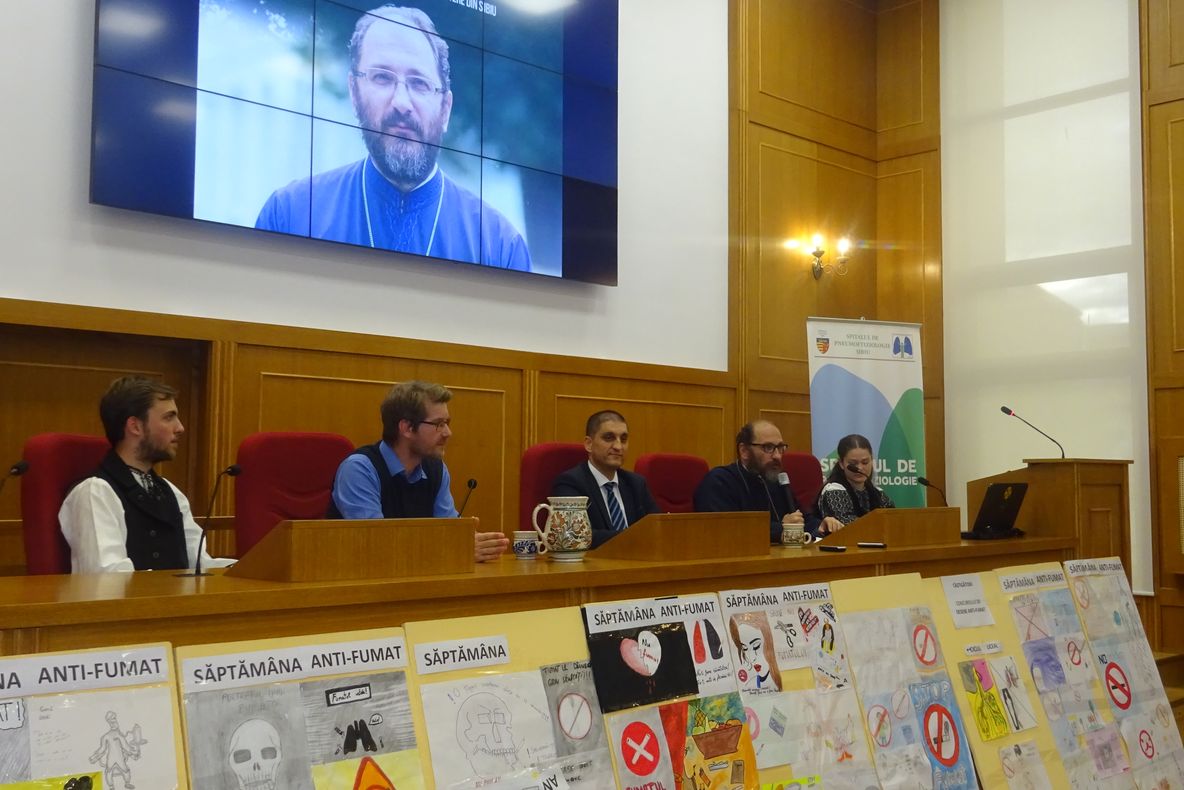 Părintele Constantin Necula: "Am fost suficient de mult timp fumător cât să înțeleg că este o prostie"