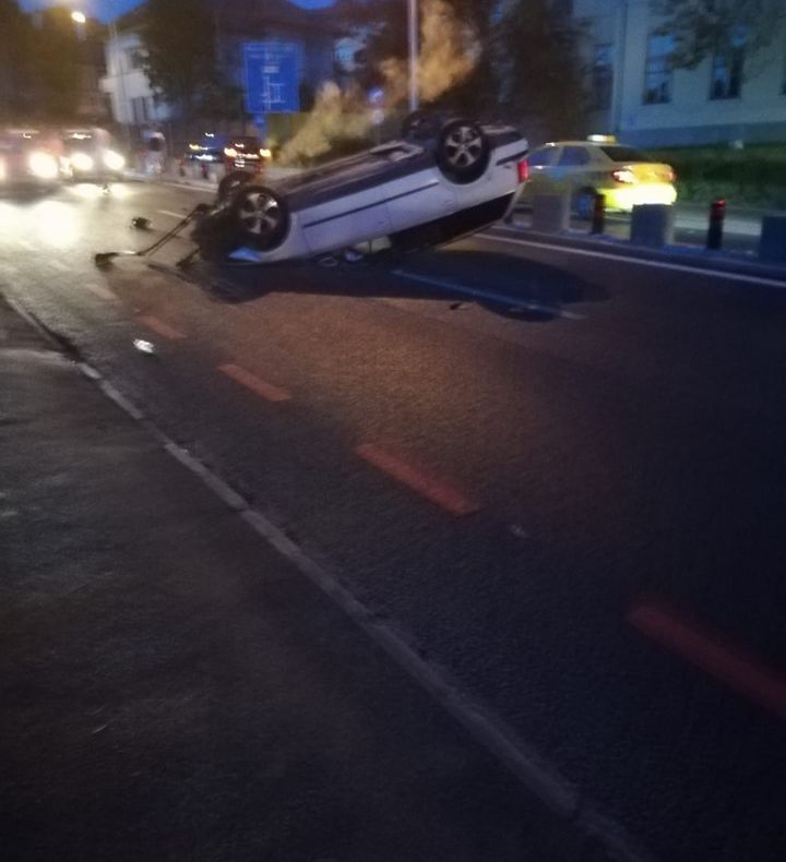 Accidentul de pe Alba Iulia, provocat de un tânăr fără permis și cu o mașină furată