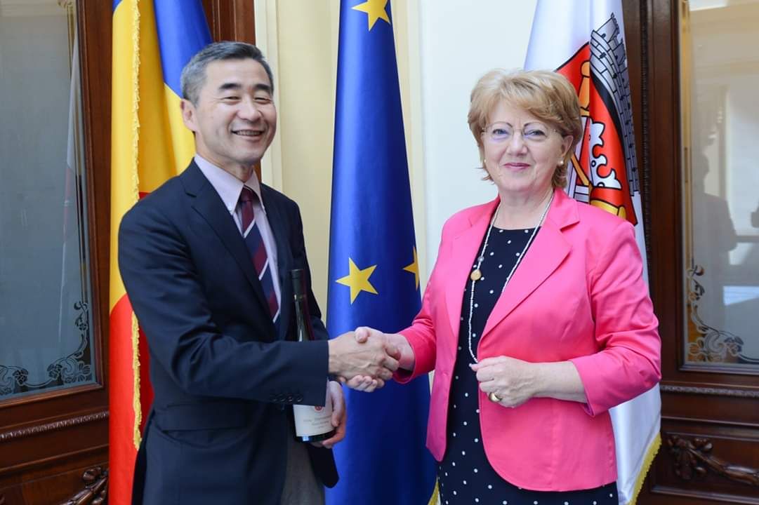 Ambasadorul Japoniei în România în vizită la Sibiu