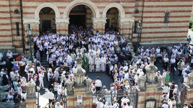 Cinci arhierei au oficiat Sfânta Liturghie în Catedrala Mitropolitană din Sibiu, în ziua hramului