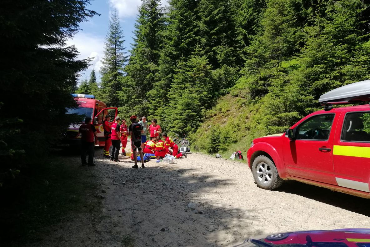 A plecat cu bicicleta pe munte și a făcut stop cardiac