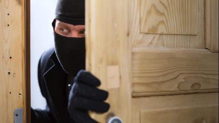 Rețelele de socializare, sursă de inspirație pentru hoți. Recomandările IPJ Sibiu