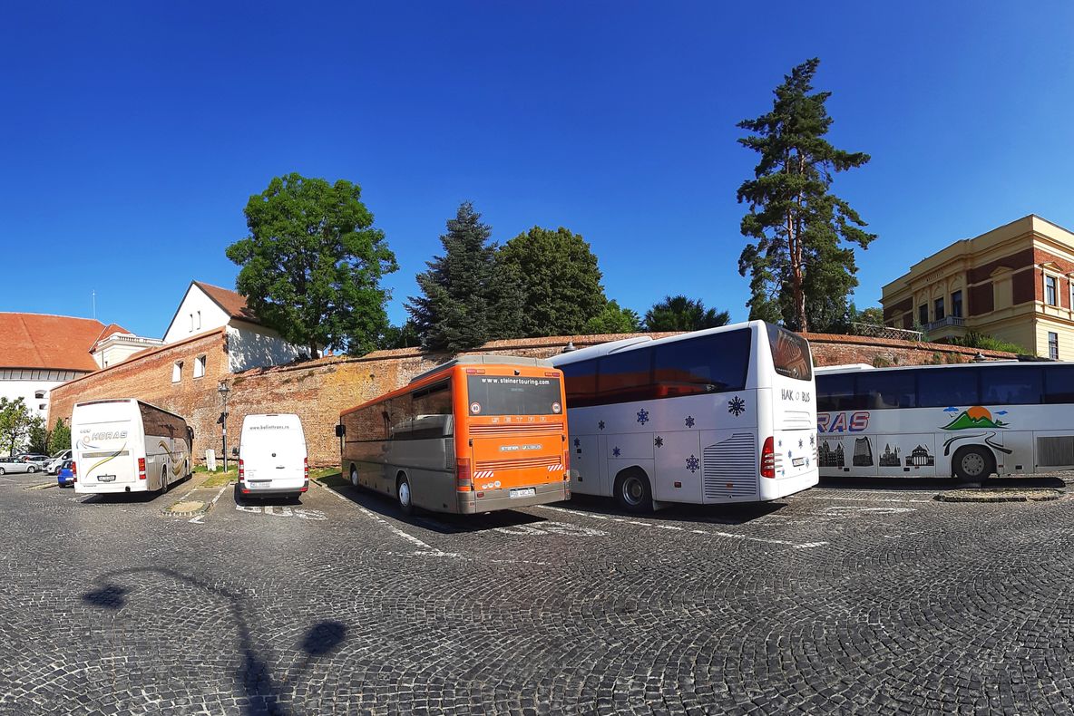 Mai multe locuri de parcare în Sibiu pentru autocarele turistice