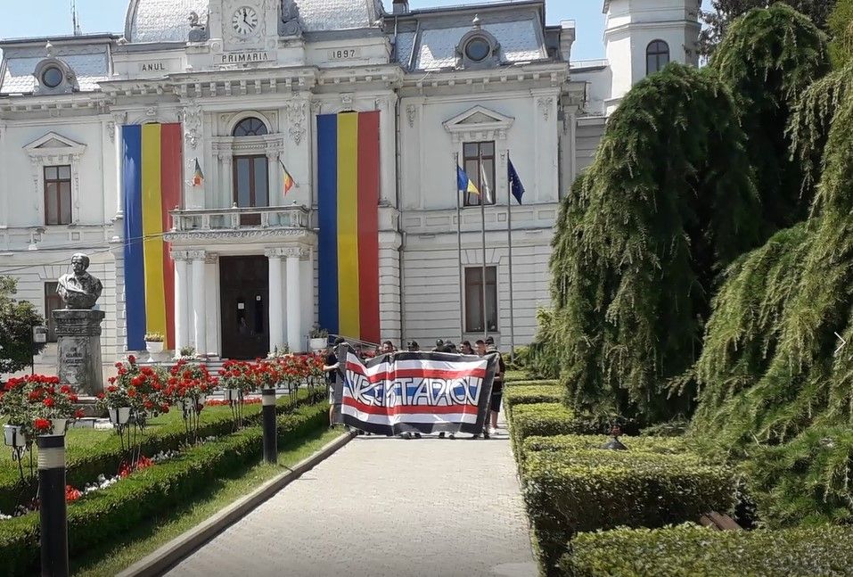 Cum circulă autobuzele Tursib, de Rusalii