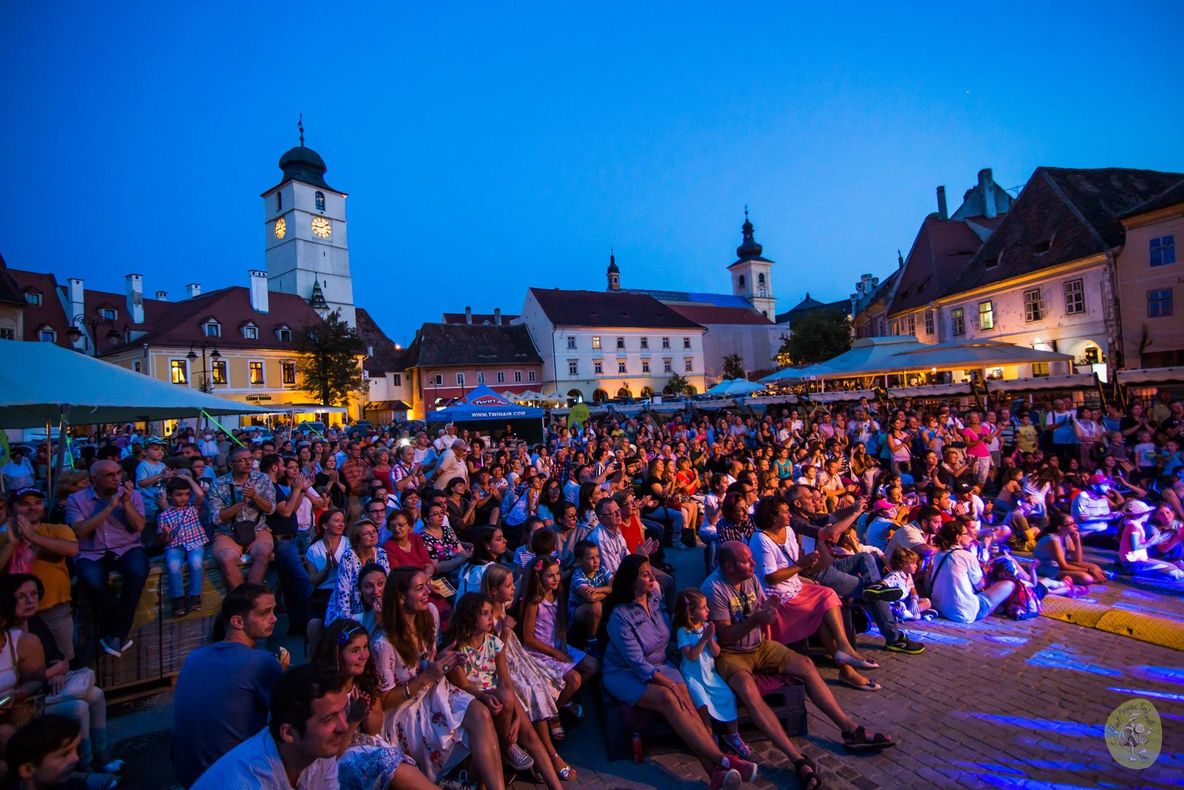 Capodopere muzicale românești, reinterpretate în Piața Mică