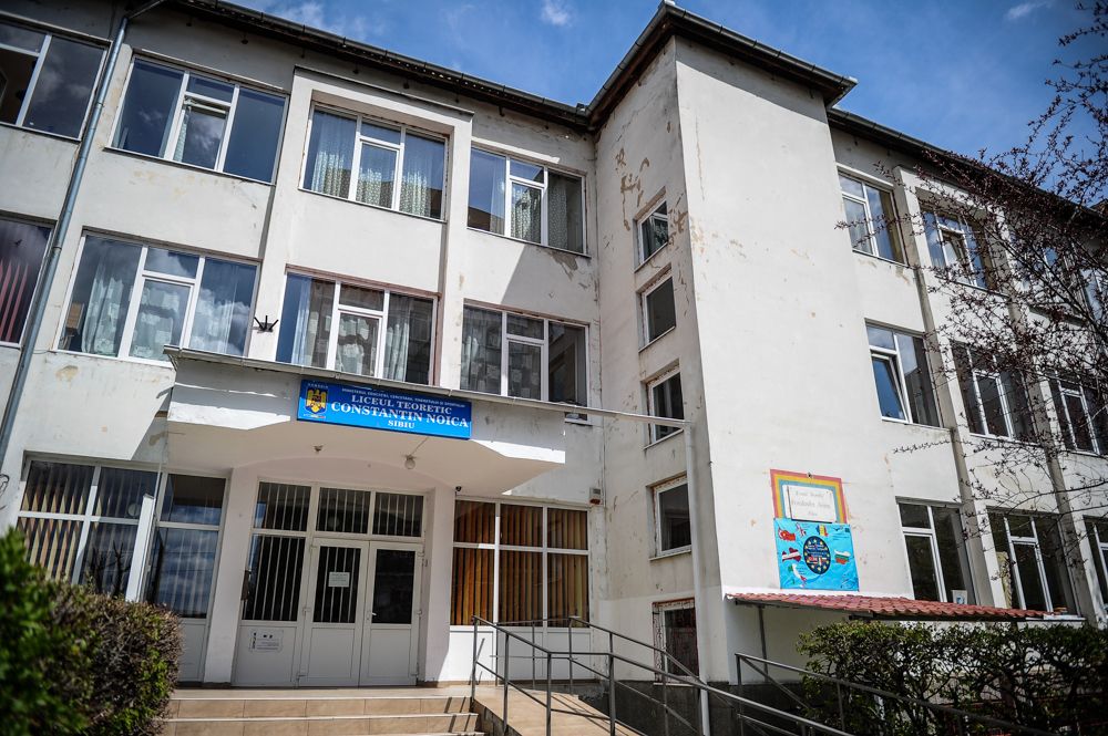 Liceul Teoretic "Constantin Noica" va fi reabilitat. Lucrările sunt destinate eficientizării energetice
