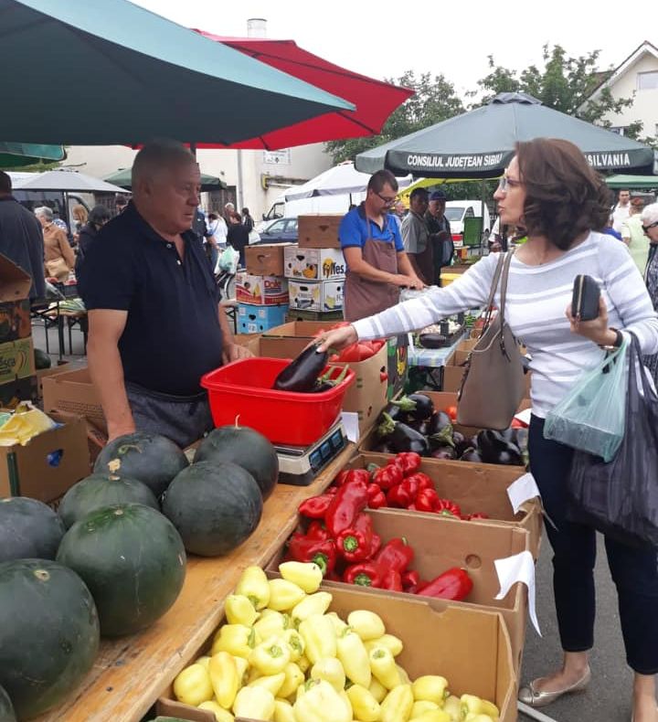 Piaţa Transilvania, închisă sâmbătă