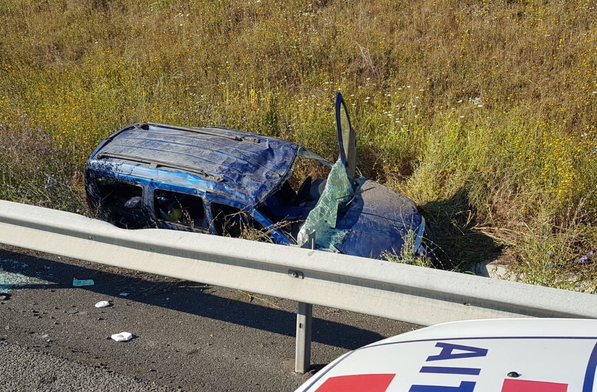 Trafic îngreunat la Hula Bradului în urma unui accident rutier