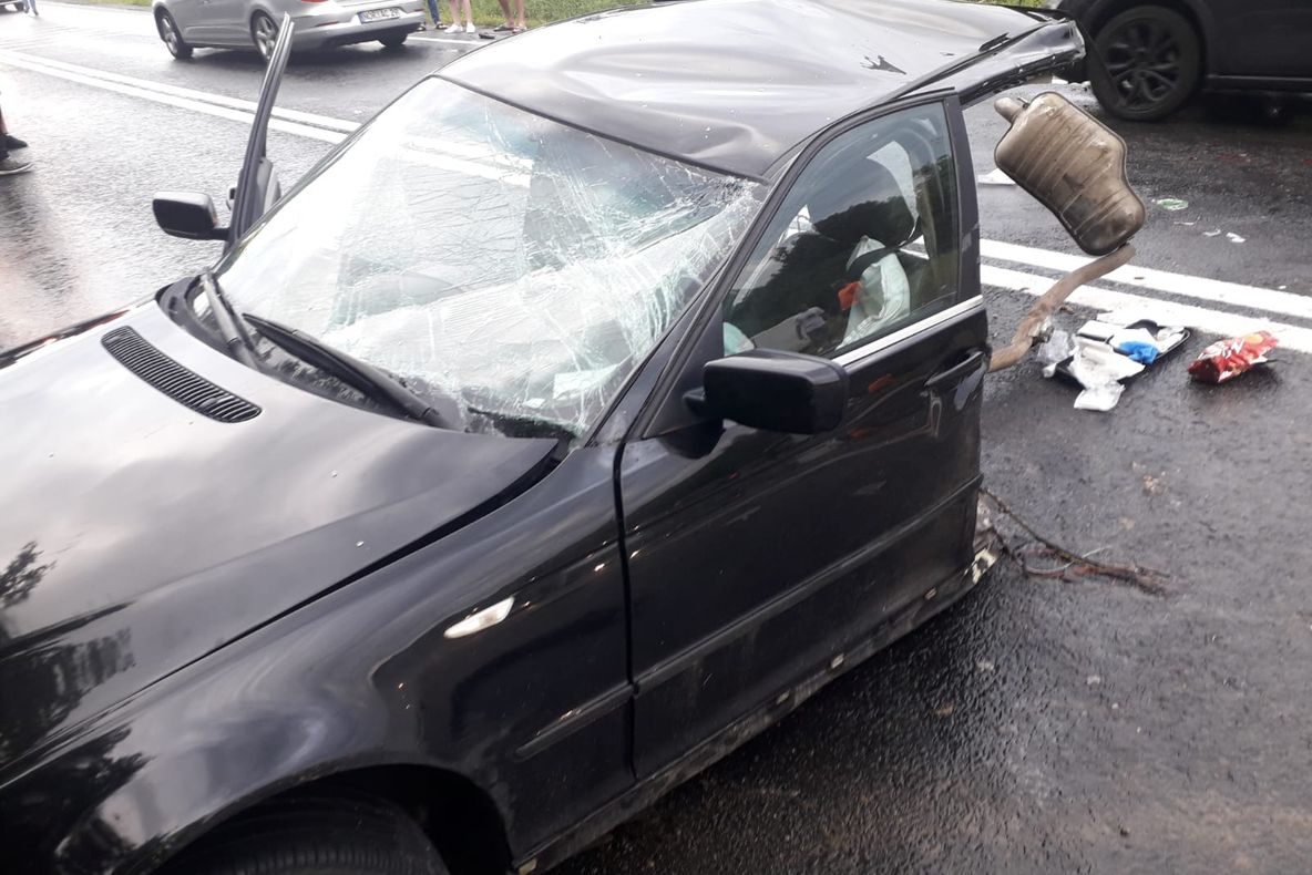 UPDATE/FOTO/Fântânița Haiducului: Tânărul rănit în accident a decedat la spital