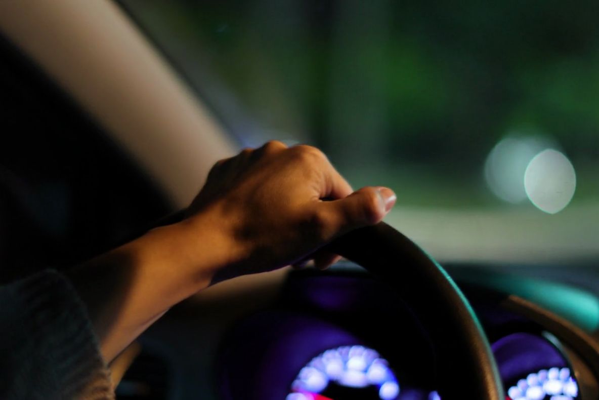 Prins drogat la volan