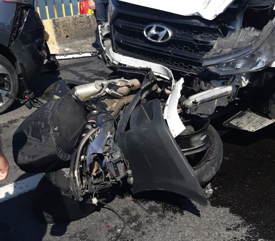 Accident în lanț, pe DN1. Două persoane au ajuns la spital