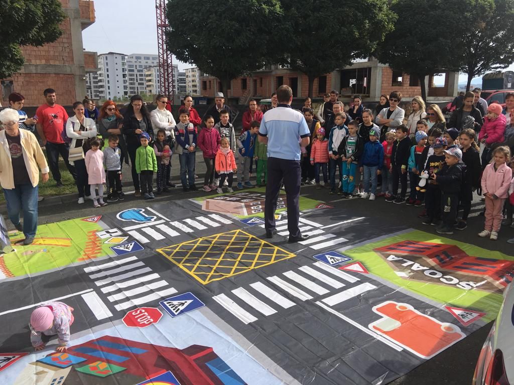 Polițiștii le-au predat copiilor lecții de educație rutieră