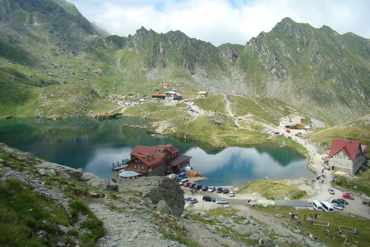 Peste 50 de cadre ale ISU Sibiu vor curăța zona Bâlea Lac