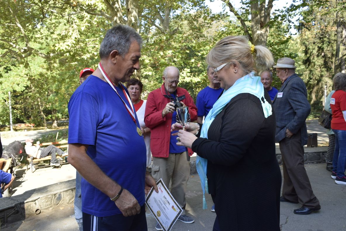 Pensionarii s-au întrecut în Parcul Sub Arini