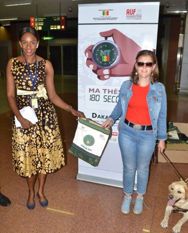 Larisa Maria Nechita reprezintă România în finala internațională a concursului "Teza mea în 180 de secunde", în Senegal