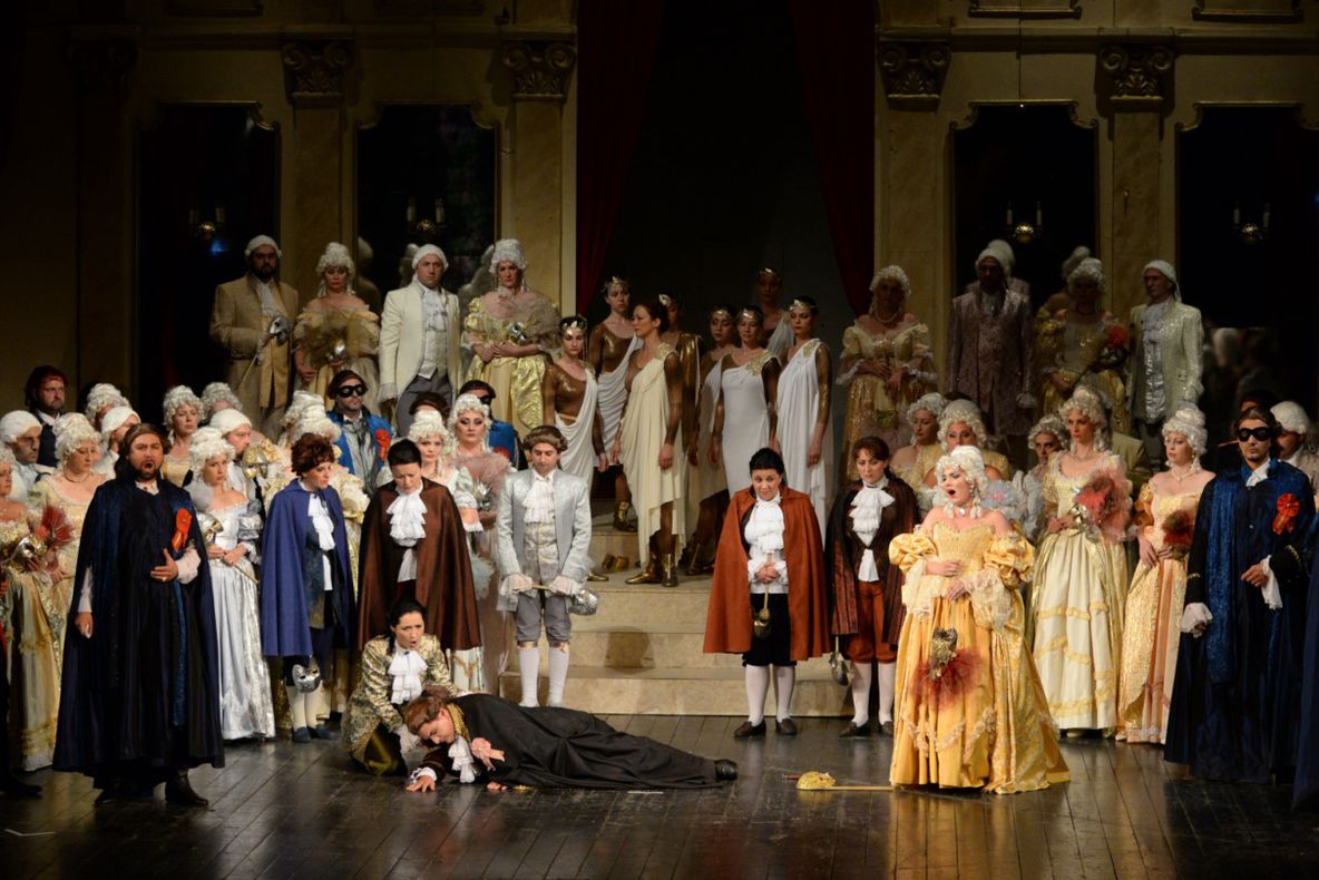 Peste 400 de artiști lirici, pe scena Sibiu Opera Festival