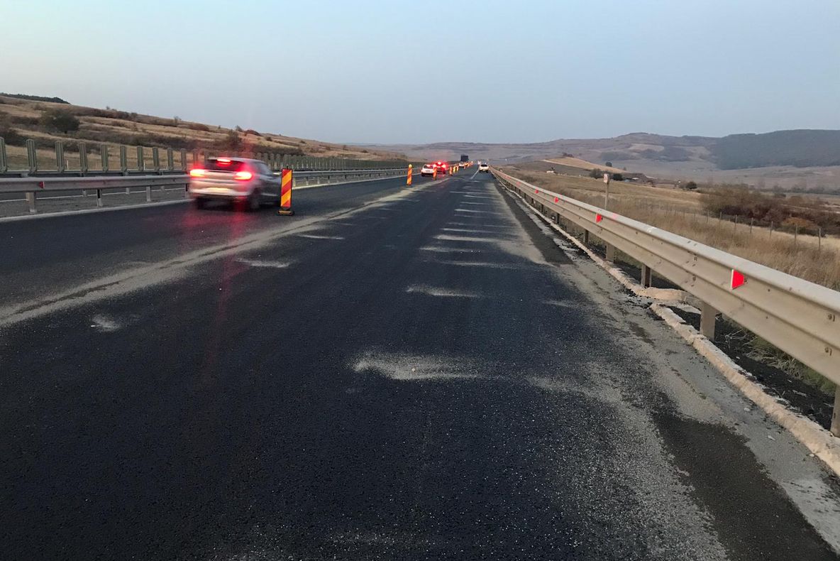 VIDEO/S-au ridicat restricțiile de pe A1 din zona Aciliu