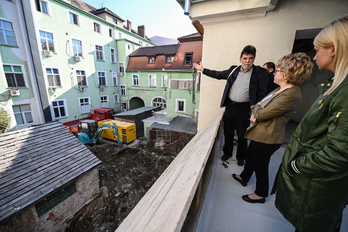 A fost creat un site pentru cei interesați de lucrările de la Baia Populară