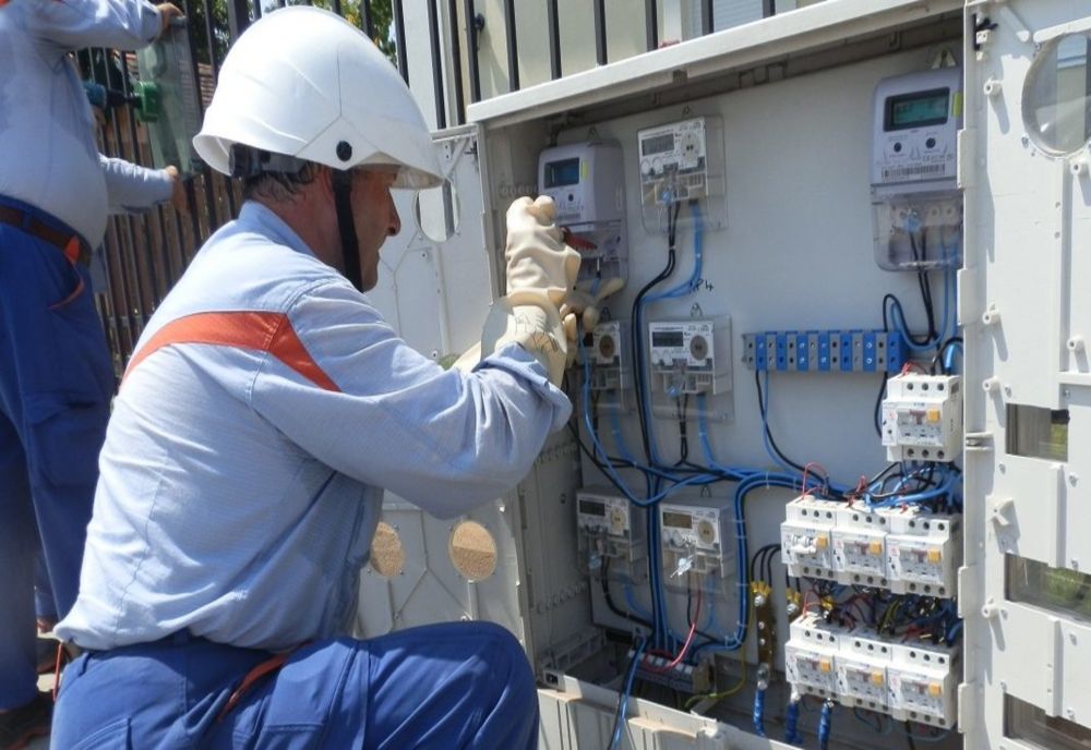 Patru localități din Sibiu rămân joi fără curent electric