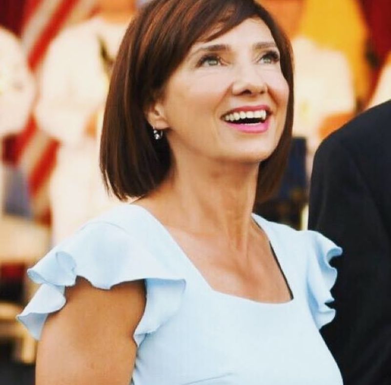    Carmen Iohannis a împlinit, astăzi, 59 de ani