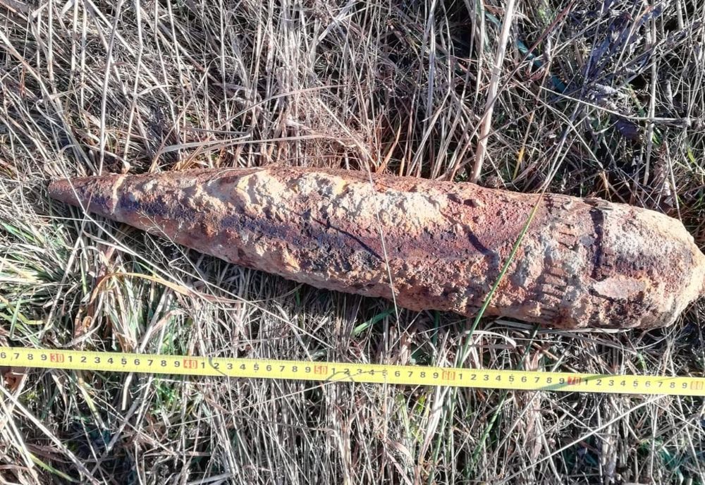 Un proiectil de război neexplodat a fost găsit pe raza localității Porumbacu de Jos 