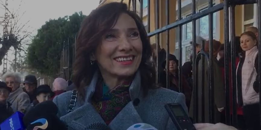 VIDEO/ Carmen Iohannis: „Vă invit pe voi toți, dragi români, să veniți la vot, să nu subestimați ziua de astăzi”